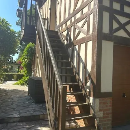 Le Galet Bleu *
